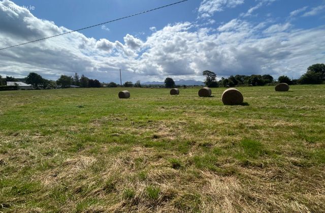 Callinafercy, Milltown, Co. Kerry - Click to view photos