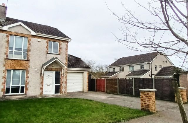 3 Killucan Manor Crescent, Rathwire, Killucan, Co. Westmeath - Click to view photos