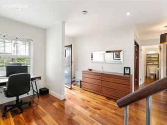 11 Taney Park, Dundrum, Co. Dublin, Dundrum, Dublin 14 - Image 2