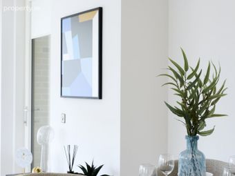 3 Bed Apartment, Eglinton Road, Dublin 4 - Image 2