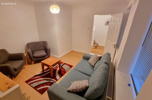 Chapel Street, Tullamore, Co. Offaly - Click to view photos