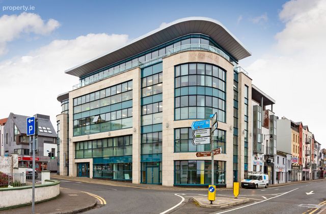 Top Floor, Connacht House, Markievicz Road, Sligo, Co. Sligo - Click to view photos