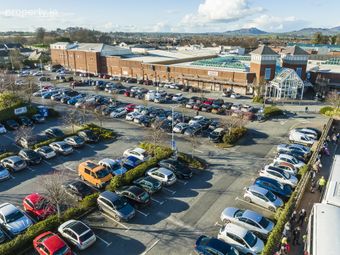 Unit 2, Long Walk Shopping Centre, Dundalk, Co. Louth