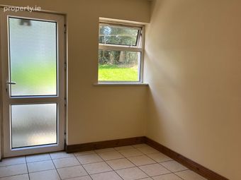 24 Viewpoint, Pound Road, Castlebar, Co. Mayo - Image 5