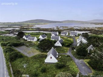 Tighe Saoire Na N-oilean, Eanach Mheain, Bealadangan, Co. Galway, Lettermore, Co. Galway