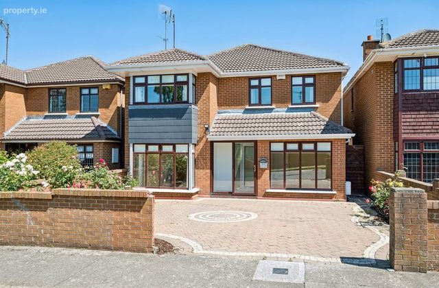 54 Sefton, Rochestown Ave, Dun Laoghaire, Dun Laoghaire, Co. Dublin - Click to view photos