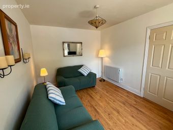 64 The Stables, Mill Road, Midleton, Co. Cork - Image 4