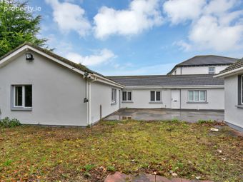 Whitesland, Residence &amp; 2 No. Apartment Units, Rathbride Road, Kildare Town, Co. Kildare, Kildare, Co. Kildare - Image 4