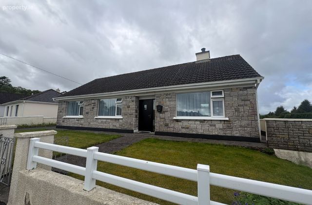 Cappanclare, Inchigeelagh, Co. Cork - Click to view photos