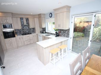 39 Belmont Avenue, Garryduff, Rochestown, Co. Cork