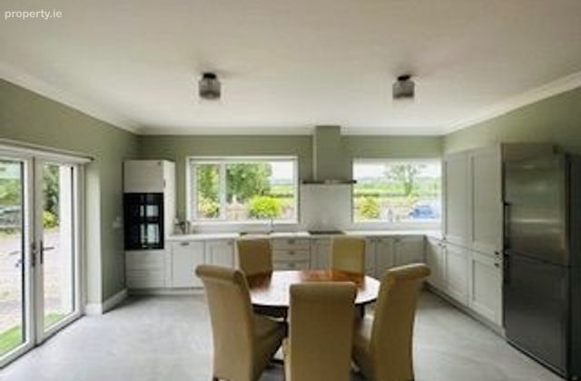 Modern Country Living Ballyallinan (between Knocka, Rathkeale, Co. Limerick - Click to view photos