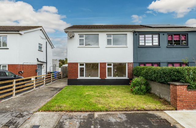 113 Esmondale, Kilcullen Road, Naas, Co. Kildare - Click to view photos