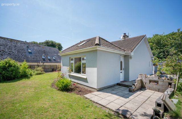 Woodstown Village, Woodstown, Woodstown, Co. Waterford - Click to view photos