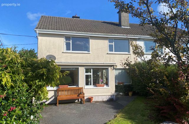 28 Maunsells Park, Galway, Co. Galway, Shantalla, Co. Galway - Click to view photos