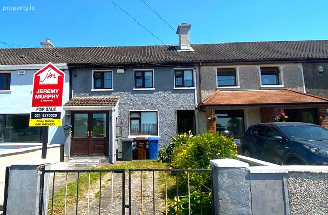35 Bantry Park Road, Fairhill, Farranree, Co. Cork - Click to view photos