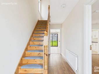 28 Beechlawn Heights, Ballinasloe, Co. Galway, Ballinasloe, Co. Galway - Image 2