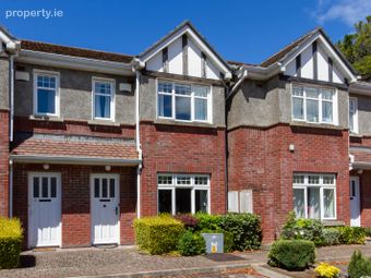 7 Castle Lawn, Kilgobbin Wood, Leopardstown, Dublin 18