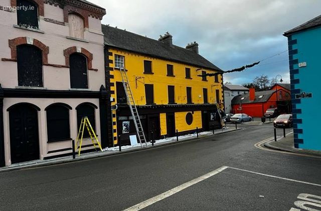 The Old Bank House, Lower Main St., Graiguenamanagh, Co. Carlow - Click to view photos