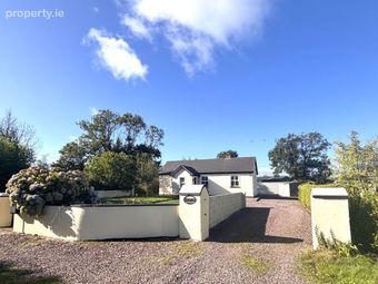 The Cottage, Knocknahowla More, Belgooly, Oysterhaven, Co. Cork