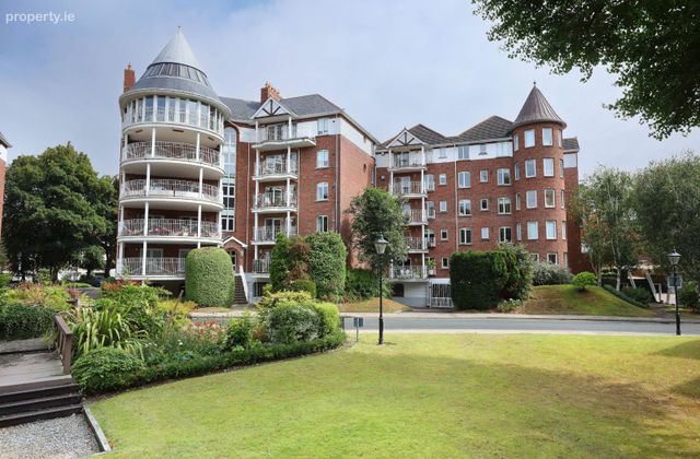 157 The Sweepstakes, Ballsbridge Park, Merrion Road, Dublin 4 - Click to view photos