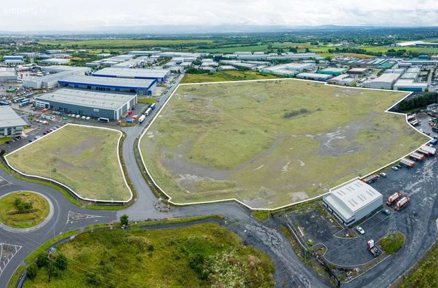 Lands At Huntstown Business Park, Ballycoolin, Dublin 11, Ballycoolin, Dublin 15 - Click to view photos