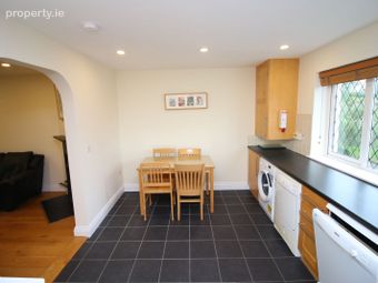 10 Maryborough Green, Maryborough Hill, Douglas, Co. Cork - Image 5