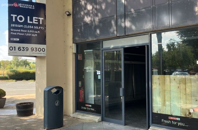 Former Spar, 8 Riverwalk Plaza, Citywest, Co. Dublin - Click to view photos