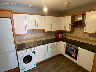 Apt 23, Block B, Thornfield Square, D22 E308, Clondalkin, Dublin 22 - Image 2