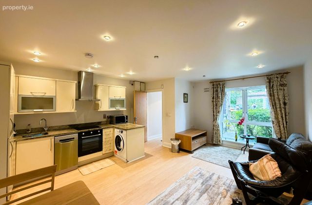 The Mews, Fortfield Square, Terenure, Dublin 6w - Click to view photos