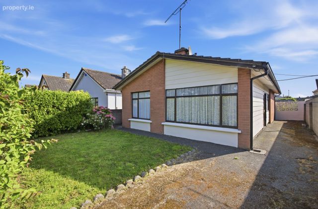 12 Kenure Park, Rush, Rush, Co. Dublin - Click to view photos