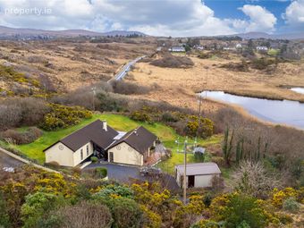 Lake Cottage, Dawros More, Letterfrack, Connemara, Co. Galway, Letterfrack, Co. Galway