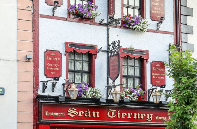 Sean Tierneys Bar &amp; Restaurant, 13 Connell Street, Clonmel, Co. Tipperary, Clonmel, Co. Tipperary - Click to view photos