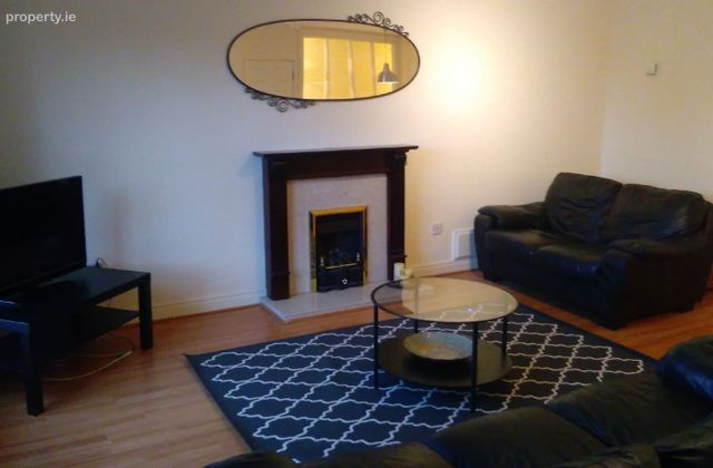 Woodford, Wheaton Hall, Drogheda, Co. Louth, Drogheda, Co. Louth - Click to view photos