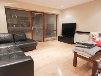 6 Hunters Hall, Hunters Place, Firhouse, Dublin 24 - Image 2