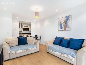 Apartment 7, Newtown Hall, Hazelbrook Square, Whitehall Road, Churchtown, Dublin 14 - Image 5