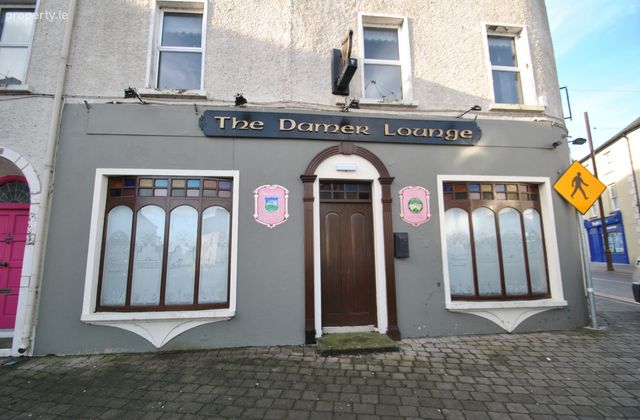 Brendans Bar, Castle Street, Roscrea, Co. Tipperary, Roscrea, Co. Tipperary - Click to view photos