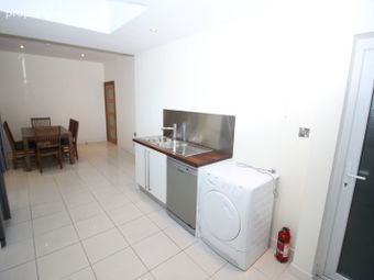 148 Lower Glanmire Road, Cork, Cork City Centre, Co. Cork - Image 4
