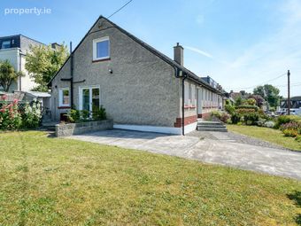 18 Shandon Park, Monkstown, Co. Dublin - Image 3