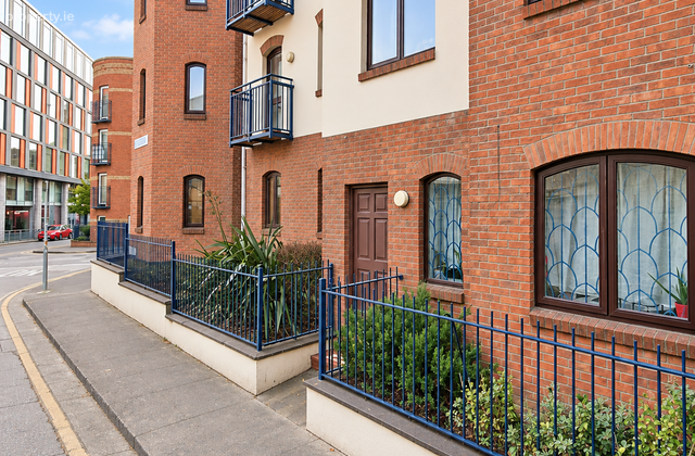 129 New Row Square, Dublin 8, Dublin 8 - Click to view photos