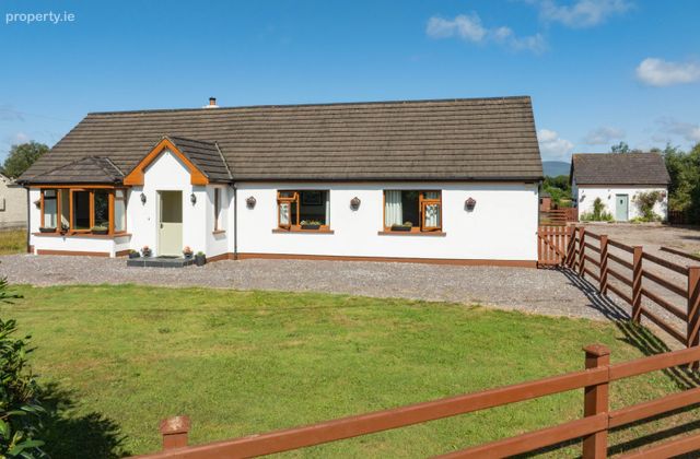 Rangue, Killorglin, Co. Kerry - Click to view photos