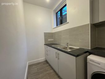 Apartment 3 , Shamrock Place, Manorcunningham, Co. Donegal - Image 5