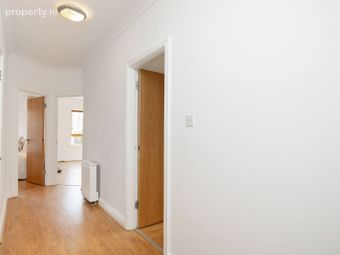 Apartment 32, Block B, Altamont Hall, Dundrum, Dublin 14 - Image 3