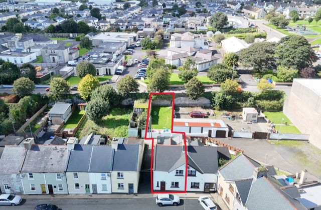 31 Saint Muredach's Terrace, Ballina, Co. Mayo - Click to view photos