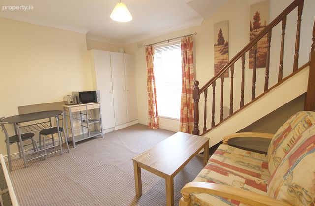 Flat 5, 5 Jones's Road, Drumcondra, Dublin 3 - Click to view photos