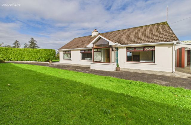 Leith East, Tralee, Co. Kerry - Click to view photos