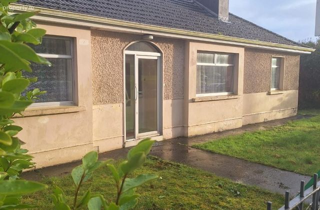 "llanaire" 10 Saint Mary's Avenue, Lower Salthill, Salthill, Co. Galway - Click to view photos