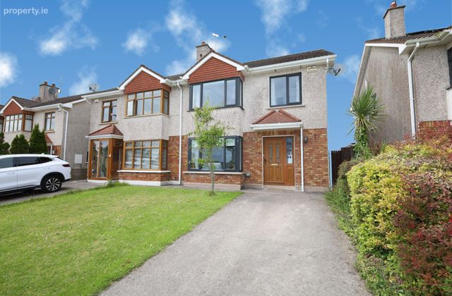21 Woodvale, Herons Wood, Carrigaline, Co. Cork - Click to view photos