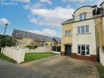 7 Meadow View, Carrigaline, Co. Cork - Image 2