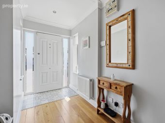 5 Seabury Grove, Malahide, Co. Dublin - Image 2