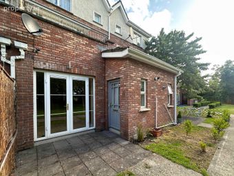 65 Summerseat Court, Main Street, Clonee, Co. Meath - Image 2